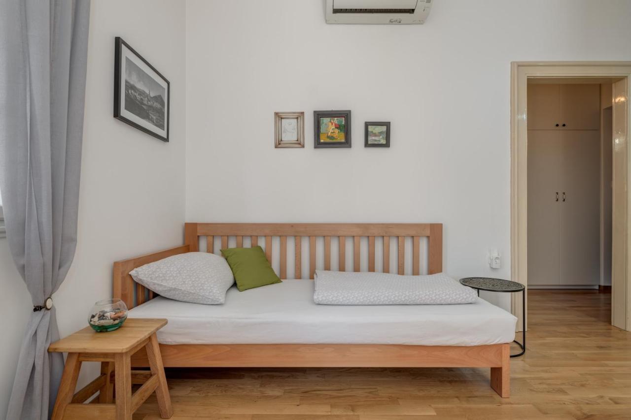 Apartment Dinka With Terrace Σπλιτ Εξωτερικό φωτογραφία