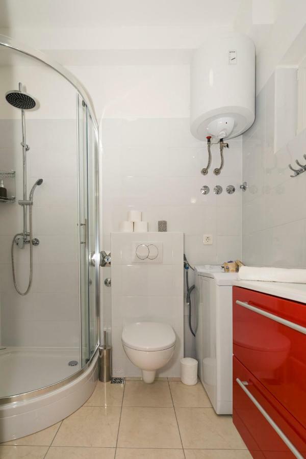 Apartment Dinka With Terrace Σπλιτ Εξωτερικό φωτογραφία